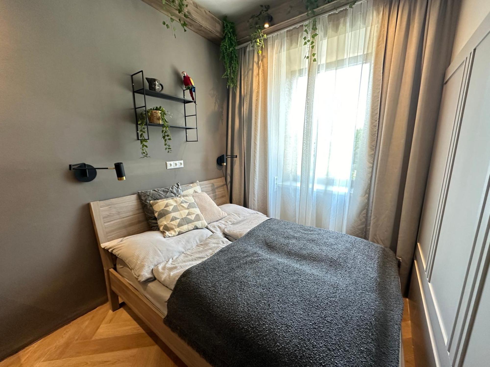 Book-a-room 32