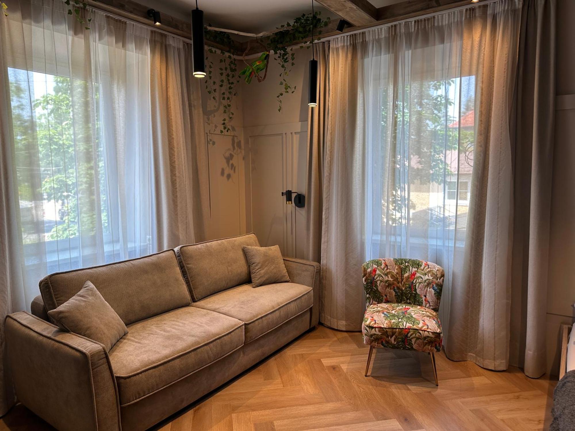 Book-a-room 32 * Salzburg